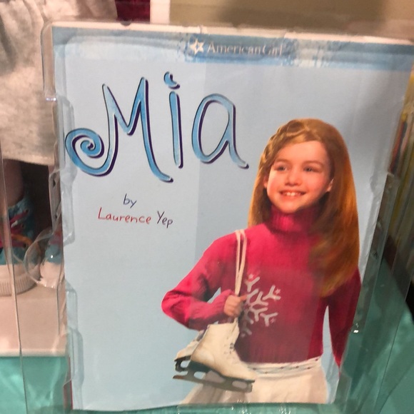 AMERICAN GIRL MIA Doll NEW - Picture 14 of 17